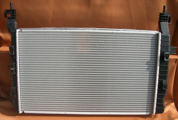 KÜHLER Wasserkühler, Opel Meriva, 1,4-1,8 L (MA m. KL m. TH)