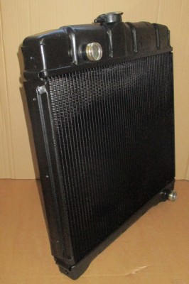 Wasserkühler, Kühler Überholung (LV) für MERCEDES W110, Heckflosse